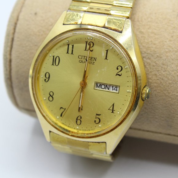 Vintage CITIZEN Quartz Men's Retro Classic Gold Tone Watch Expandable Band 90's - Picture 3 of 7